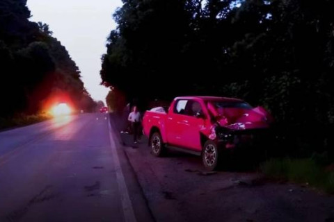 Grave acidente entre caminhonetas deixa sete feridos na BR-287, em Santiago