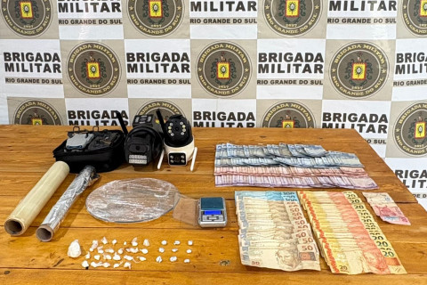 Brigada Militar prende mulher por tráfico de entorpecentes em Horizontina, na manhã desta quarta-feira